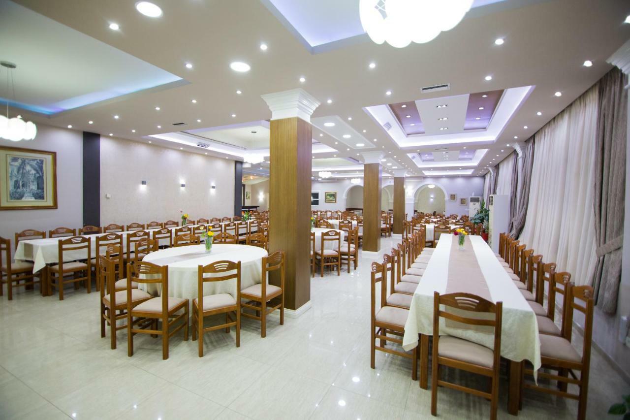 Dea Hotel 2002 คอร์เชอ ภายนอก รูปภาพ