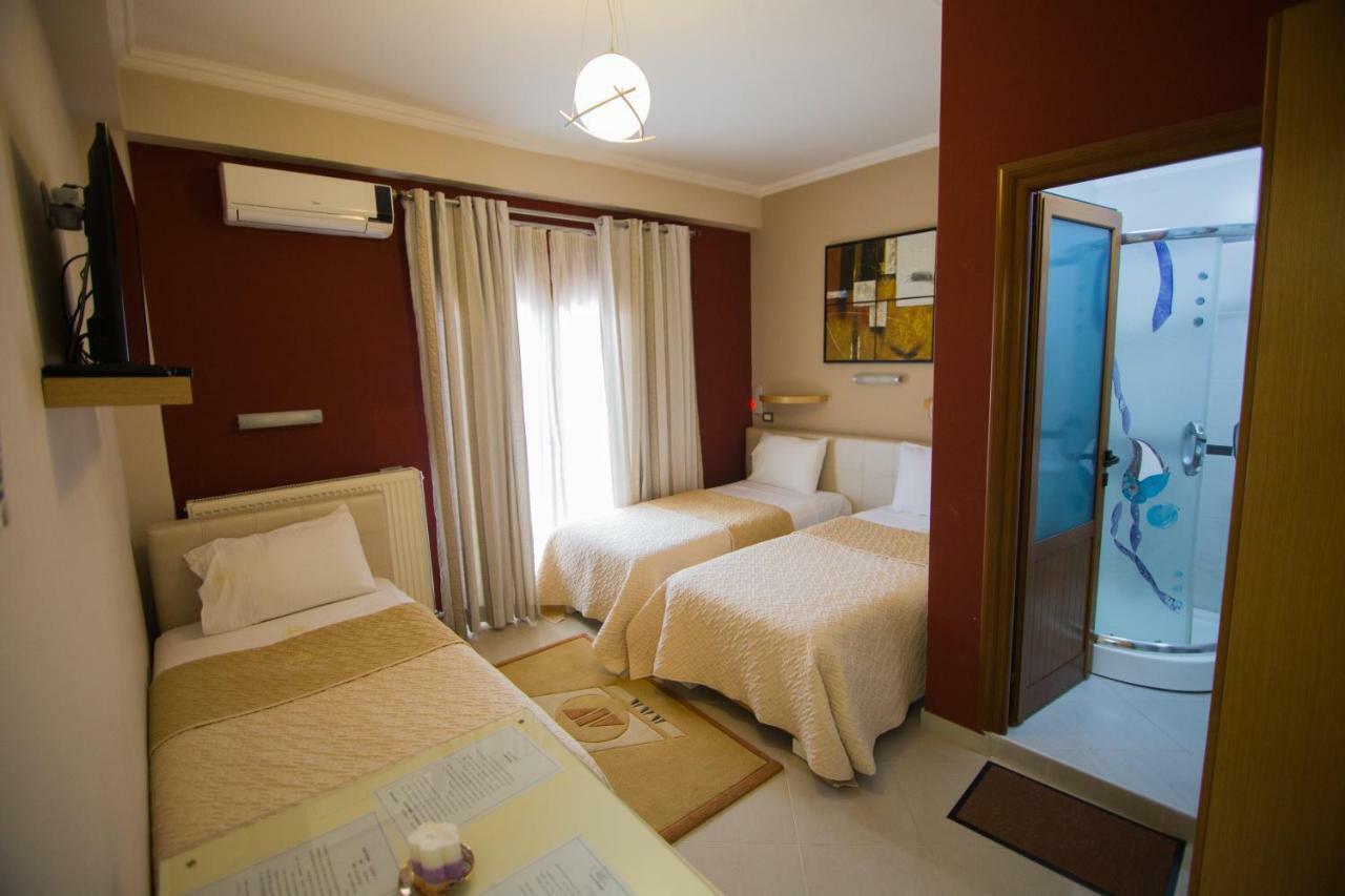 Dea Hotel 2002 คอร์เชอ ภายนอก รูปภาพ