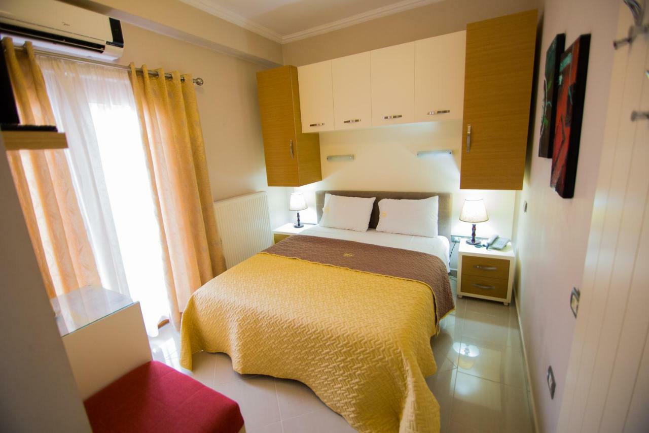 Dea Hotel 2002 คอร์เชอ ภายนอก รูปภาพ