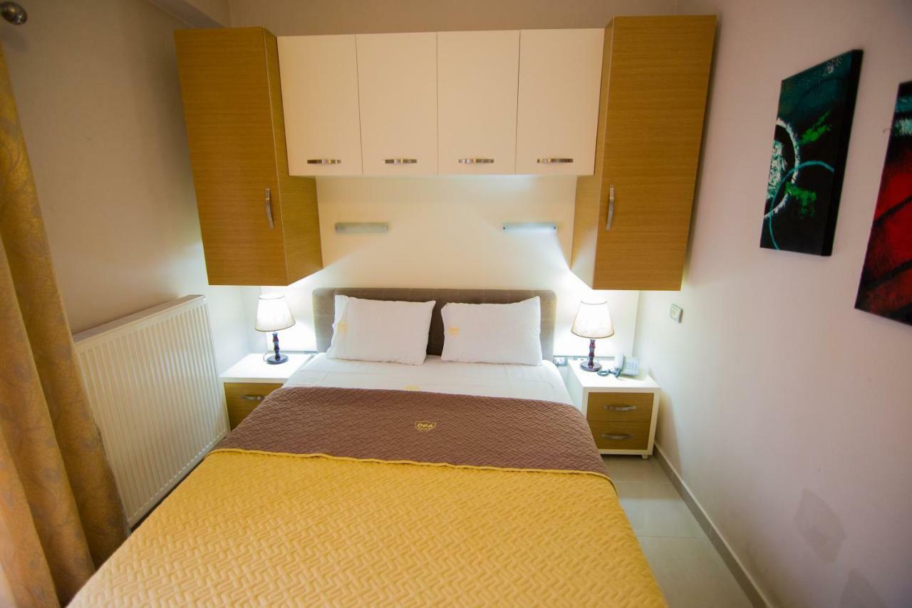Dea Hotel 2002 คอร์เชอ ภายนอก รูปภาพ